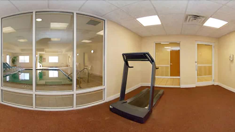 Quality Suites Корбин Екстериор снимка
